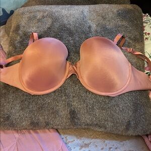 Victoria's Secret Blush Pink Bra